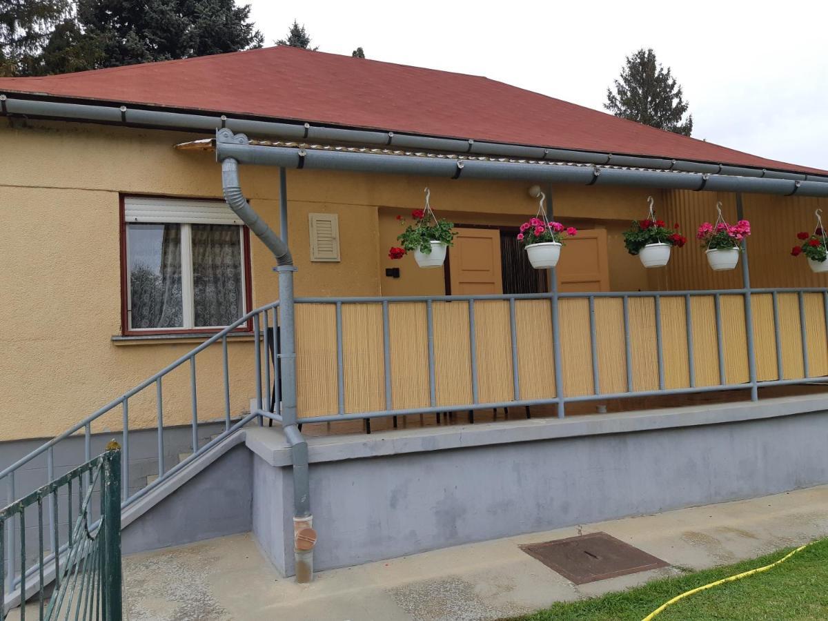Lacihaz Игал Екстериор снимка